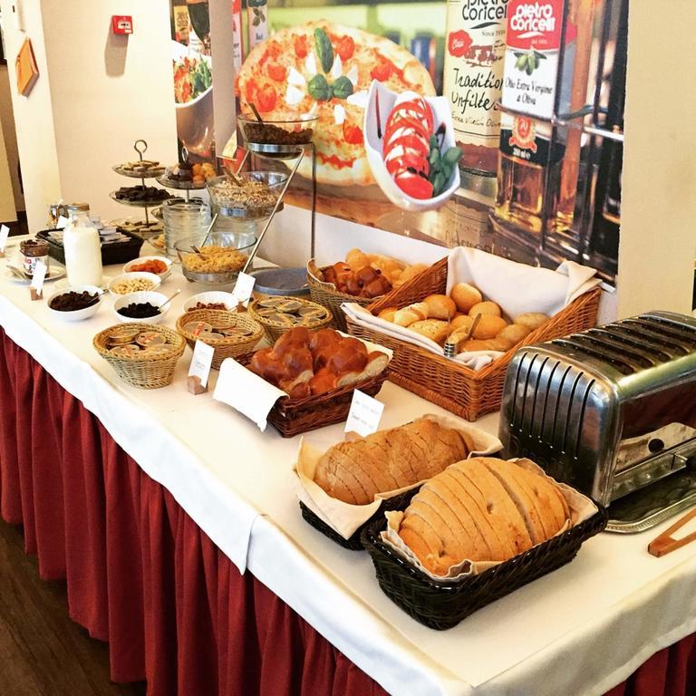 Imperial Suites Budapest Ngoại thất bức ảnh